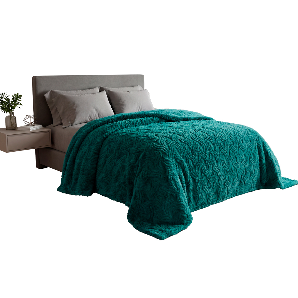 Cobertor Ligero King Size Elefantito Hogar Emeralda Color Verde  Suave Textura 3D