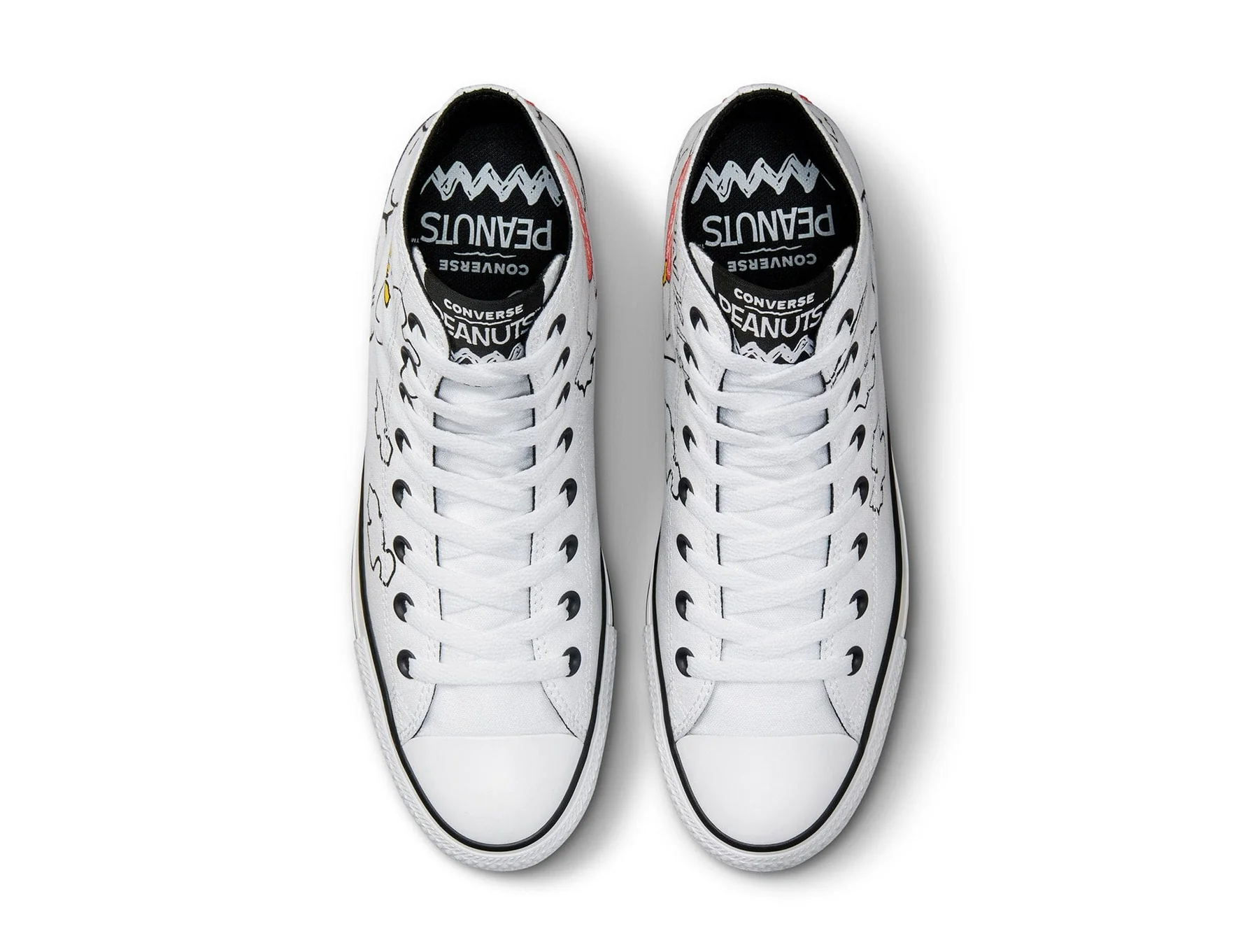 TENIS CONVERSEE CHUCK TAYLOR PEANUTS EDICIÓN LIMITADA (ETIQUETA 26.5 CM)