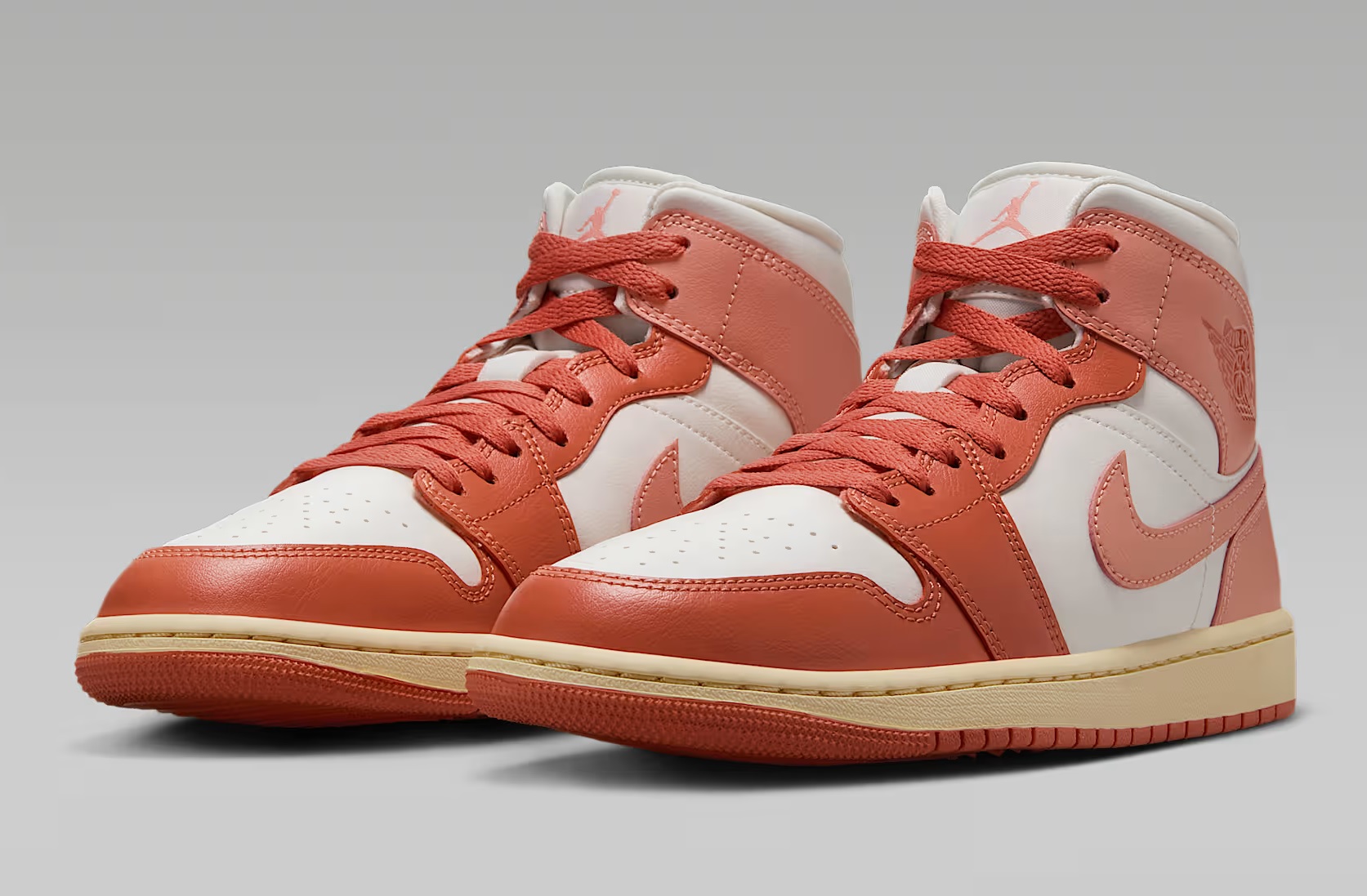 Tenis Air Jordan 1 Mid Blanco/Coral Mujer Tallas #23 al #26
