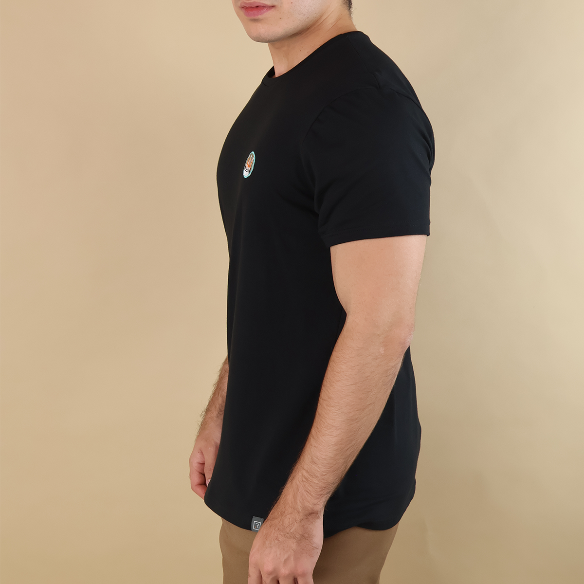Playera Hombre Algodón Con Stretch Y Detalle Bordado 