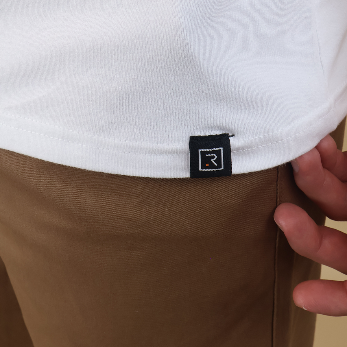 Playera Hombre Algodón Con Stretch Y Detalle Bordado 