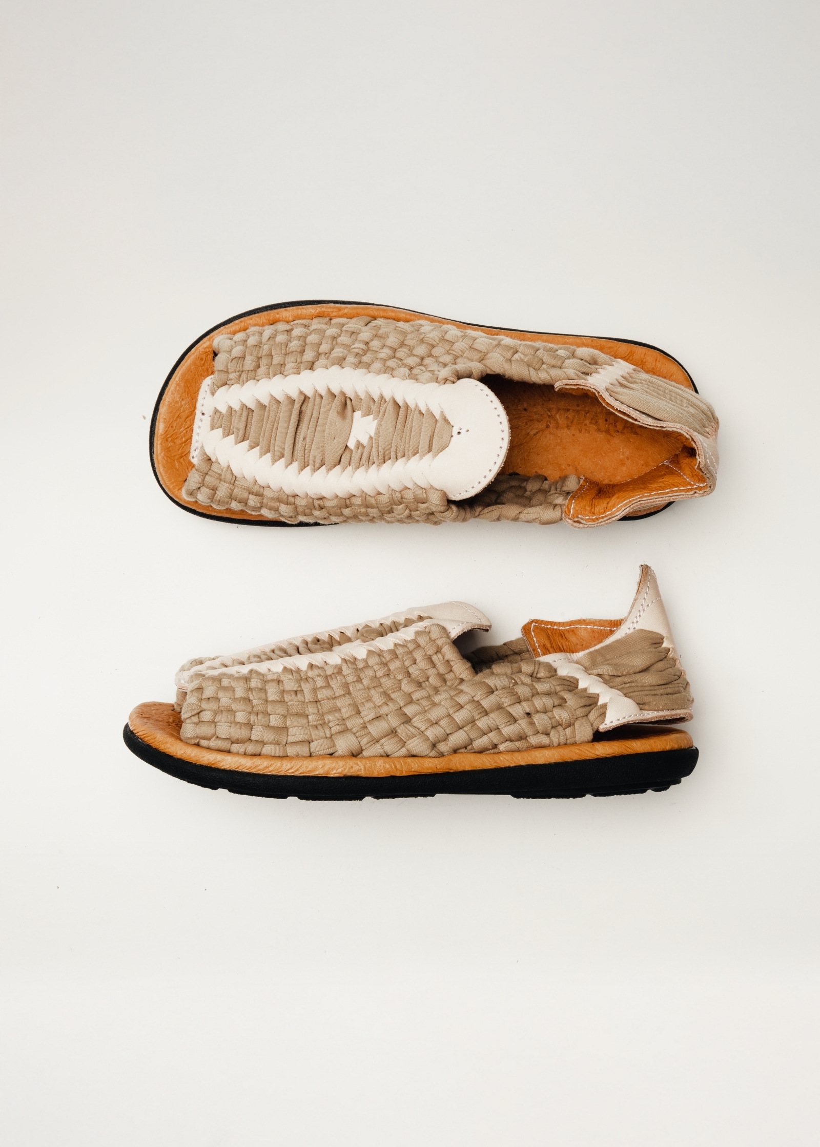 KWARA | HUARACHE CHICO BEIGE MUJER