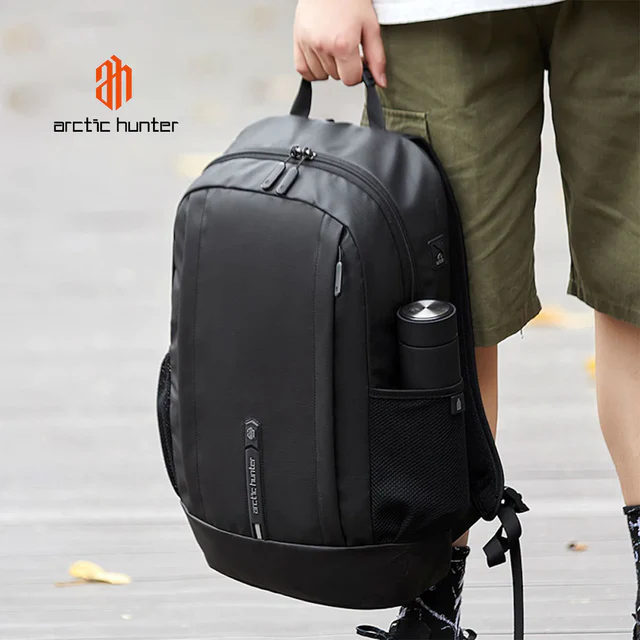 Mochila Escolar con espacio para laptop Arctic Hunter Modelo AH-B00386 