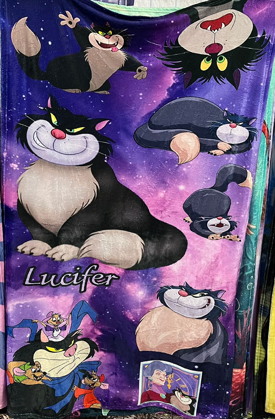Exclusiva! Cobija Frazada Ultra Suave Gato Lucifer La Cenicienta