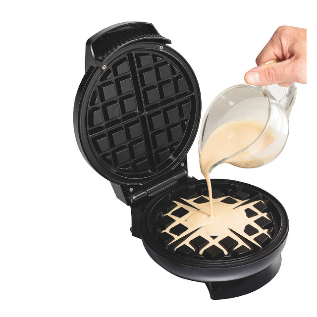 Wafflera Estilo Belga Hamilton Beach 26071 Color Negro