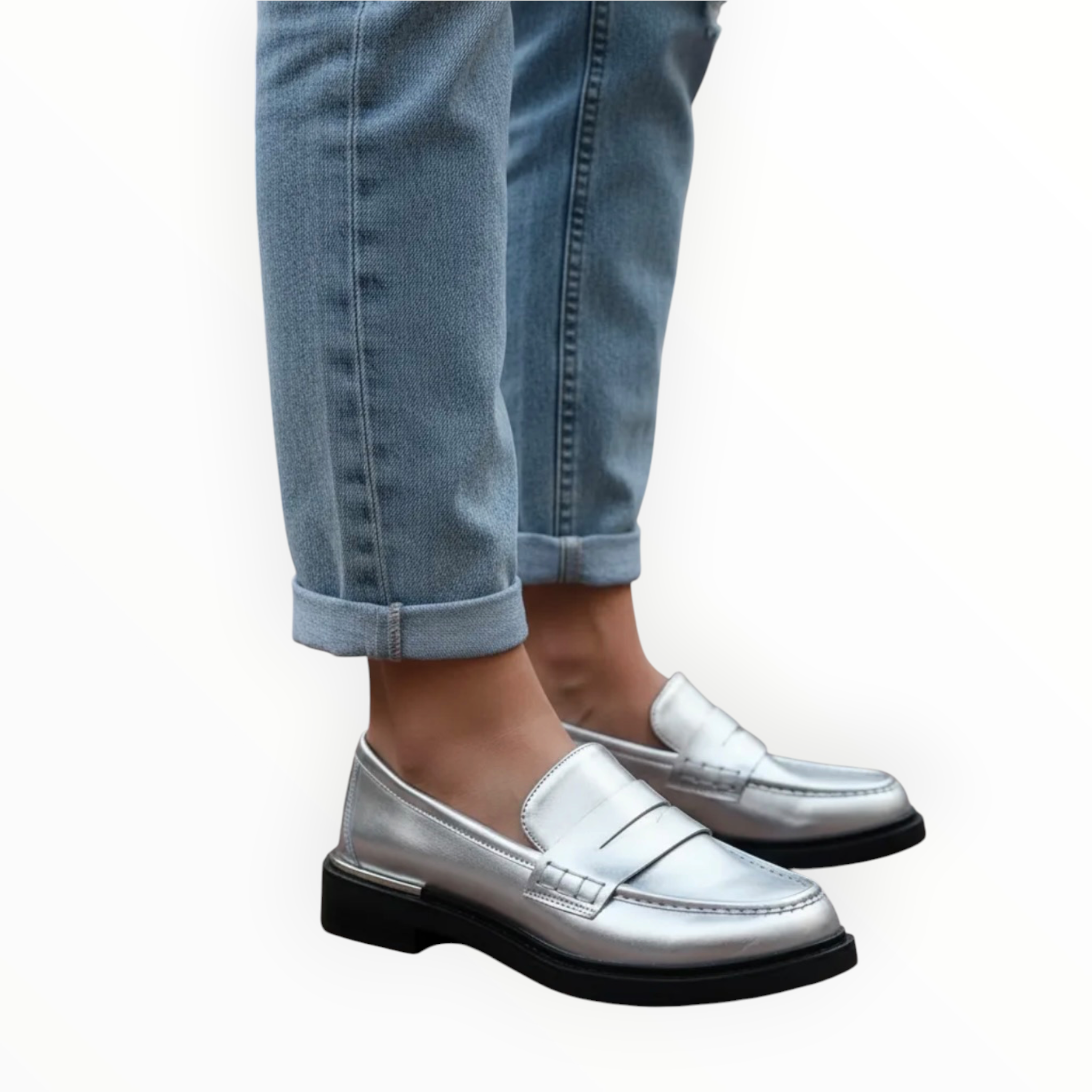 Mocasines Plateados Metalizados VILINE para Mujer | Elegancia con Estilo Moderno