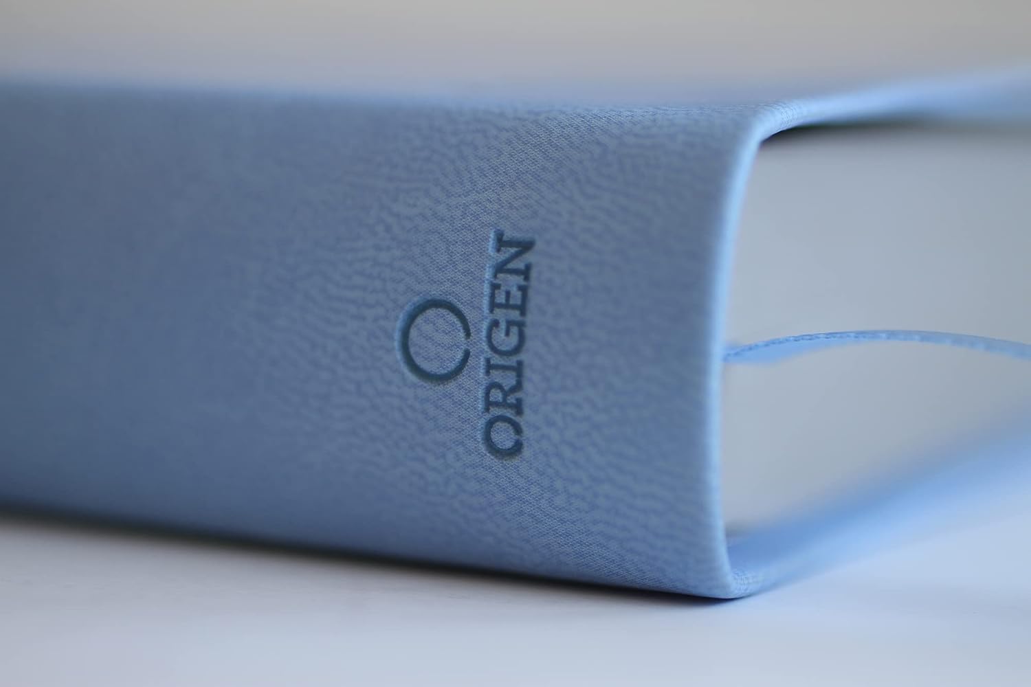 Biblia RV1960 Nombres de Dios, azul celeste, tamaño manual, letra grande 10.5 puntos